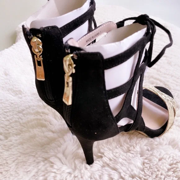 Bebe Heels SIZE 7 - Picture 3 of 15